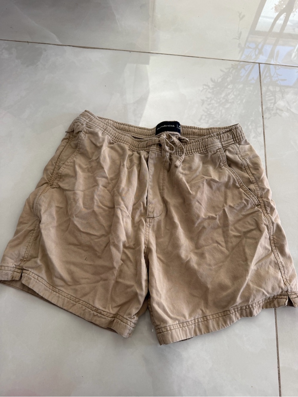 Abercrombie & Fitch Tan Cargo Shorts